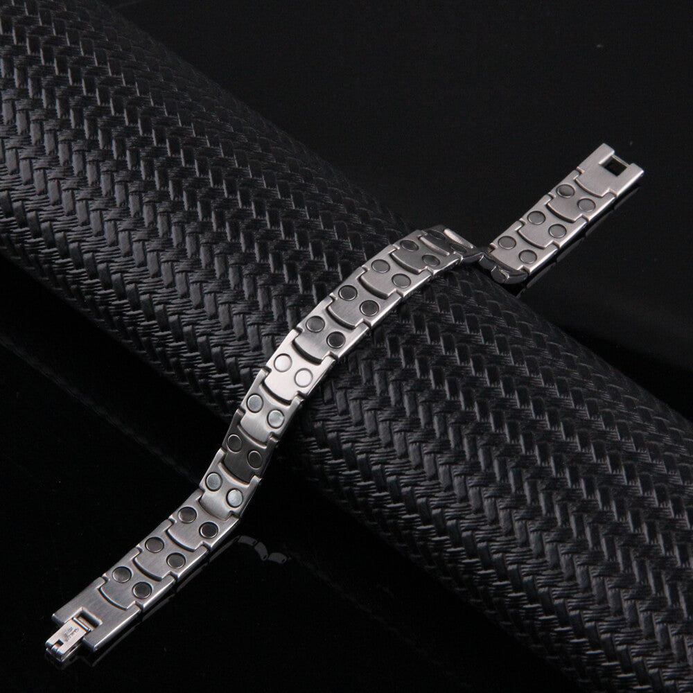 Stainless Steel Magnetic Power Bracelet. Silver Color. Model B011S